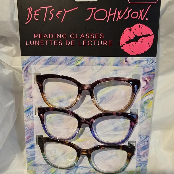 Betsey Johnson Accessories - Betsey Johnson Multicolor Reading Glasses Set